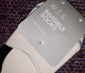 NEW No-Show Socks with Blue Stripe Detail