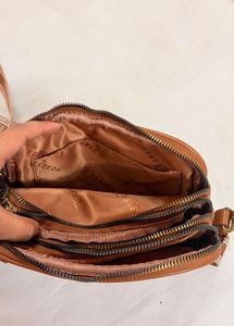 Esbeda Quilted Crossbody Bag
