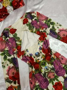 H&amp;M Floral Print T-Shirt