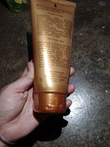 Milk And Honey 🍯 body Scrub From Oriflame