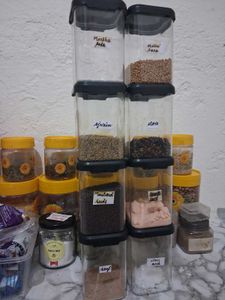 Set of  Clear Food Storage Containers