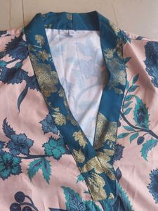 Ahalyaa Elegant Floral Kurta Set with Pants