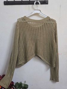 Cropped Knit Top