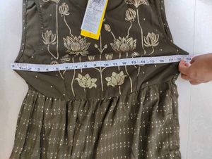 Ethnic Olive Green Kurta Set with Dupatta