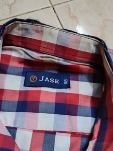 L Mens Classic Plaid Button-Up Shirt