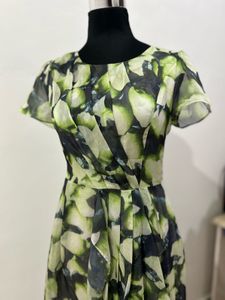 Chic Floral Print Dress