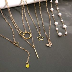 Layered Pendant Necklaces Set