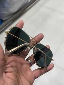 RAY-BAN