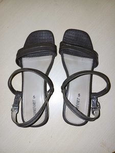 Comfort Gray Strappy Sandals - Size 3