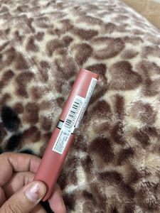 Lipstick - 601 worth it
