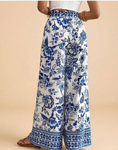 Chic Blue Floral Wide-Leg Pants