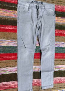 Men's Grey Denim Jeans