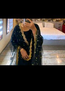 Elegant Black Salwar Kameez Suit. dupatta and top