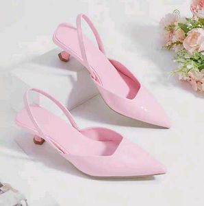 Chic Pink Slingback Heels