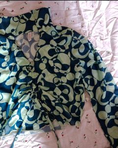 SALE!!! Y2K CROP TOP