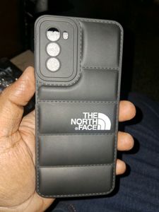 MOTO G82