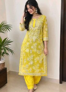 original mirror Chikankari Kurta Set