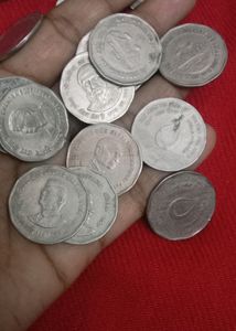 2 Rs Different Comemrative