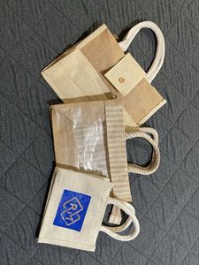 Set of 3 Jute Tote Bags +1 pouch
