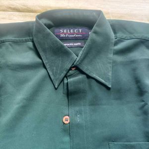 Classic Green Long-Sleeve Shirt