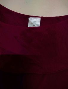 🎉Price Drop🎉 SSS Off Shoulder Top