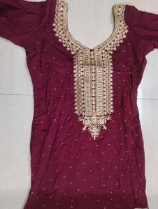 embroidery suit set