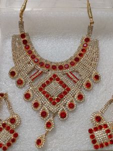 Red &amp; Gold Necklace Set