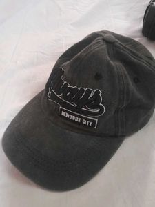 Grey Baseball Cap🤎