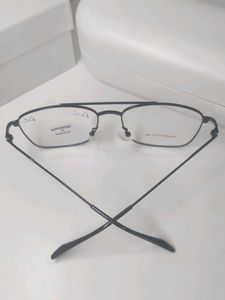 Stylish Black Metal Frame Eyeglasses