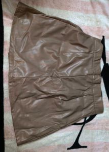 Faux Leather Mini Skirt/skort