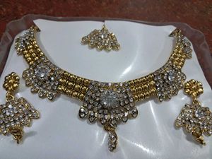 Exquisite Jewelry Set