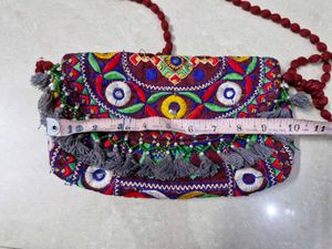 Vintage Embroidered Shoulder Bag