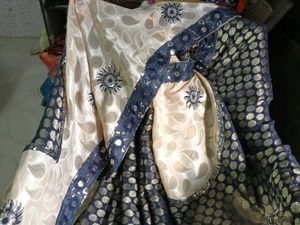 GentlyUsed Elegant Blue&amp;Gold ZariWork Saree-WithBl