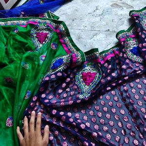 Elegant Navy Blue Saree with Pink Motifs