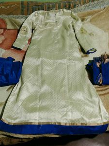 Elegant Cream Kurta Set with Royal Blue Dupatta