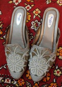 Embellished Flat Sandals