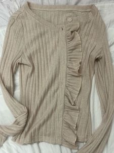 Ruffled Knit Cardigan - Elegant & Comfortable