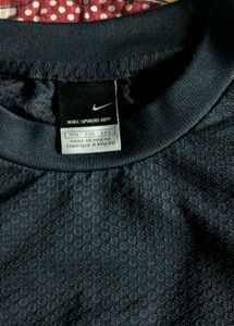 imported Nike  Sleeve  T-Shirt