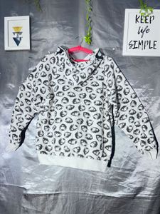Stylish Printed Zip-Up Hoodie