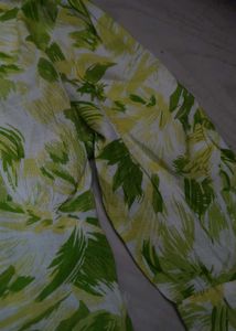 Vibrant Floral Print crop Shirt