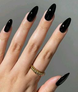 Grisa Glossy Black Almond Press-On Nails Set with