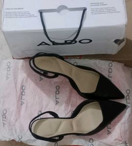 ❗ ALDO❗ POINTED HEELS ❗