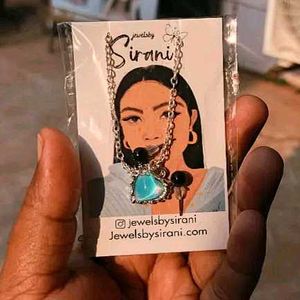 Jewels by Sirani Sparkling Pendant Set