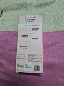Mamaearth Hair Removal Cream &amp;Carmesi Bikini Razor