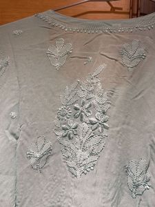 Chikankari kurti