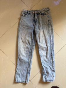 Mom fit Light Wash Denim Jeans