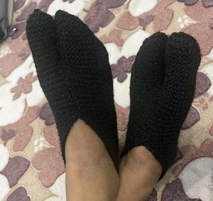 Black Wooden  Socks