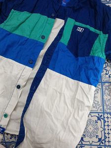 Color Block Button-Up Shirt