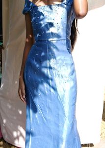 gown with detatchable train