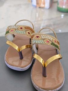 Embroidered Flat baby girl Sandals